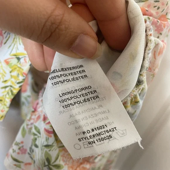 Emory Park Floral Ruffle Tie Front Cropped Blouse Large - Picture 9 of 10